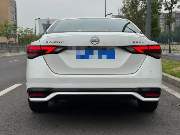 Nissan Sylphy 2023 Model 1.6L CVT Yuexiang Edition – фото 6