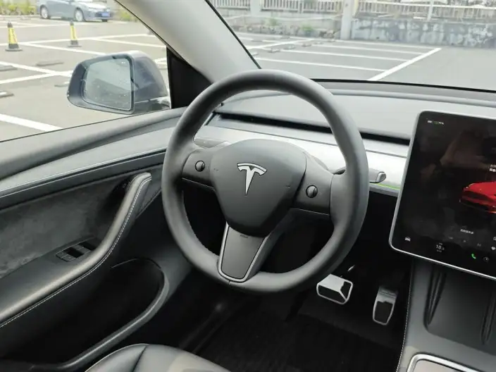 Model Y 2024 Model Rear-wheel drive version – фото 13
