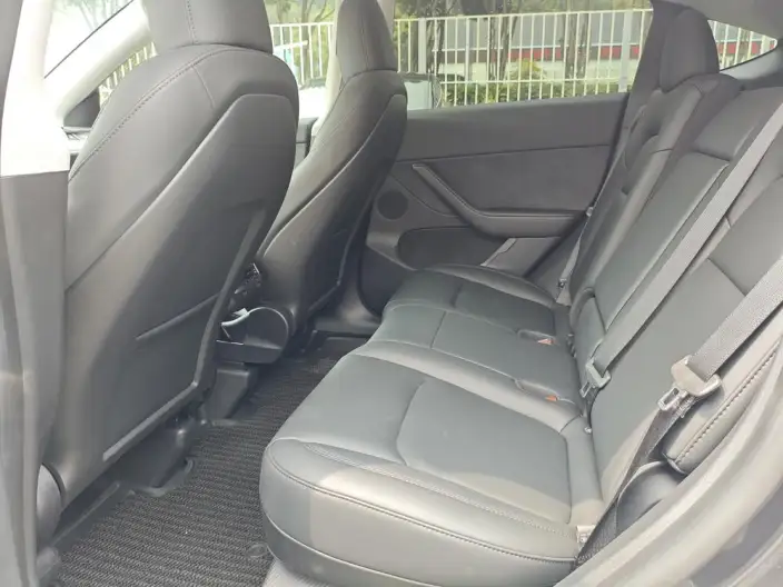 Model Y 2024 Model Rear-wheel drive version – фото 16