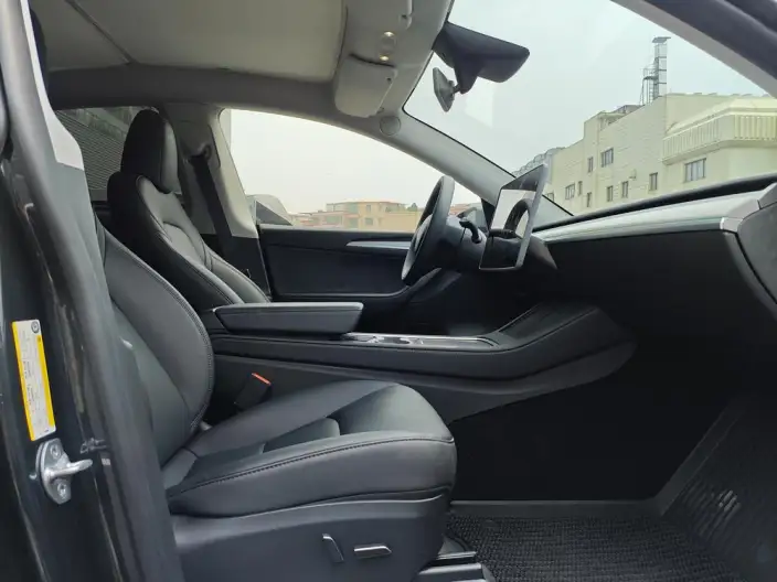 Model Y 2024 Model Rear-wheel drive version – фото 19