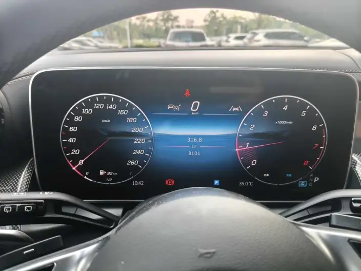 Mercedes-Benz GLC 2025 Model Facelift GLC 260 L 4MATIC Dynamic Model 5 seat – фото 7