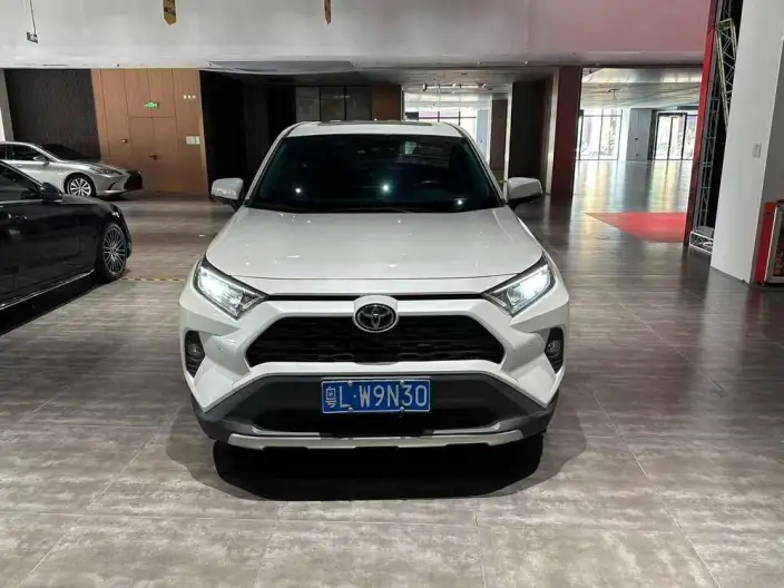Toyota RAV4 2022 Model 2.0L CVT 2WD Fashion PLUS Edition – фото 2