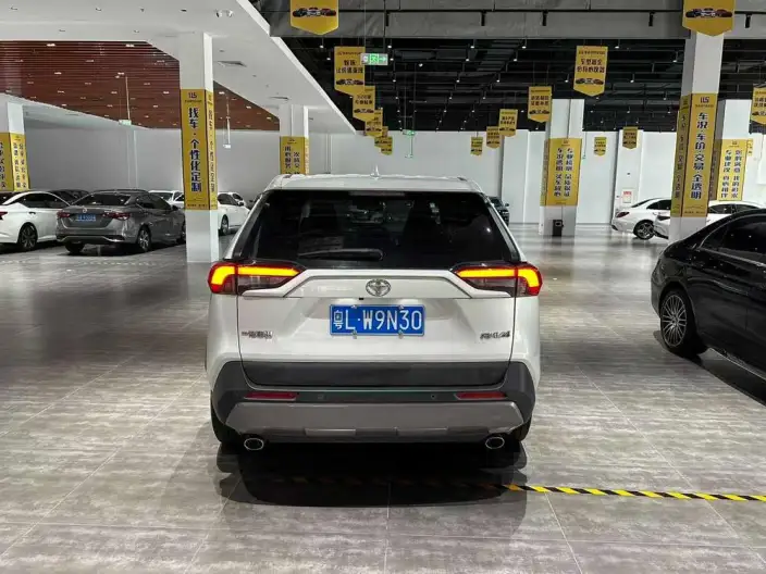 Toyota RAV4 2022 Model 2.0L CVT 2WD Fashion PLUS Edition – фото 5