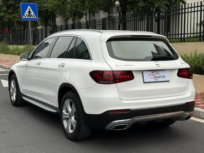 Mercedes-Benz GLC 2020 Model GLC 260 L 4MATIC Dynamic Model – фото 4