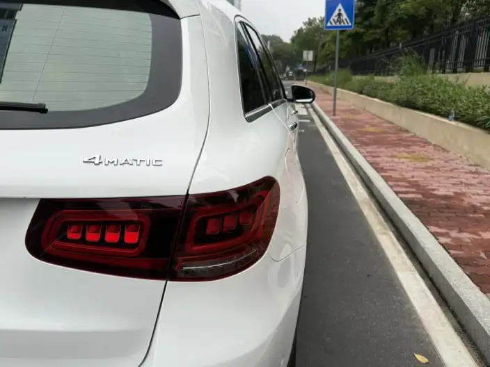Mercedes-Benz GLC 2020 Model GLC 260 L 4MATIC Dynamic Model – фото 8
