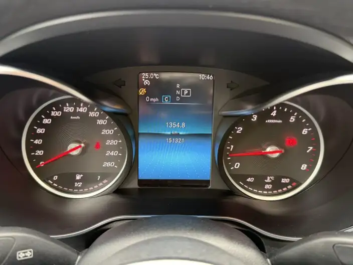 Mercedes-Benz GLC 2020 Model GLC 260 L 4MATIC Dynamic Model – фото 14
