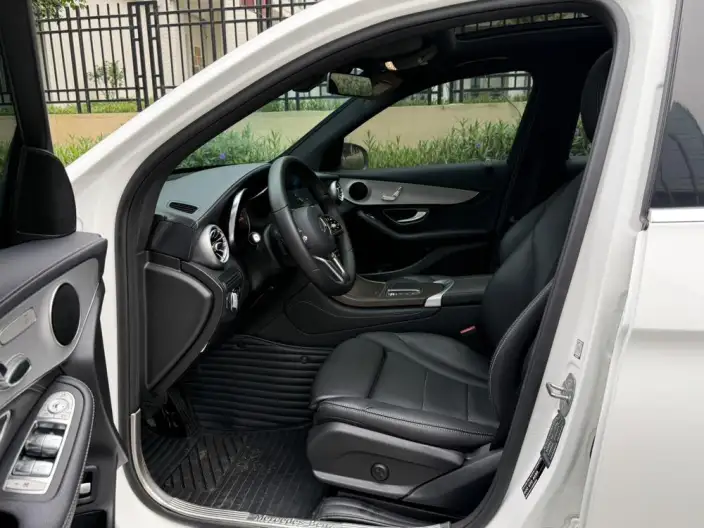 Mercedes-Benz GLC 2020 Model GLC 260 L 4MATIC Dynamic Model – фото 16