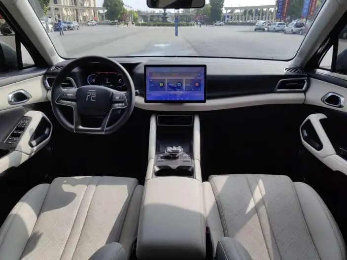 Yuan UP 2024 Model 401KM Leading Model – фото 12