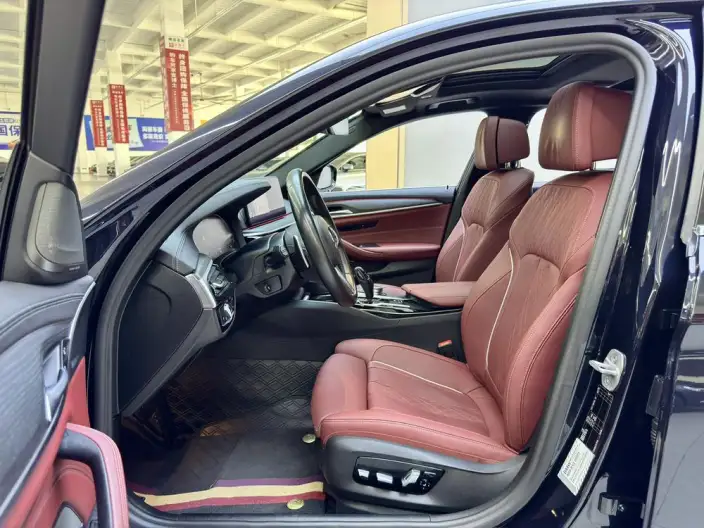BMW 5 Series 2021 Model 530Li Exclusive Model M Sports Set – фото 11