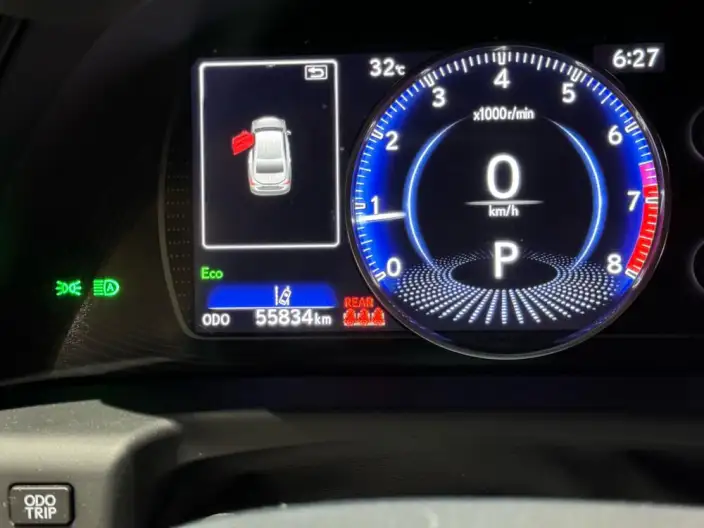 Lexus ES 2022 Model 200 Superior Edition – фото 8