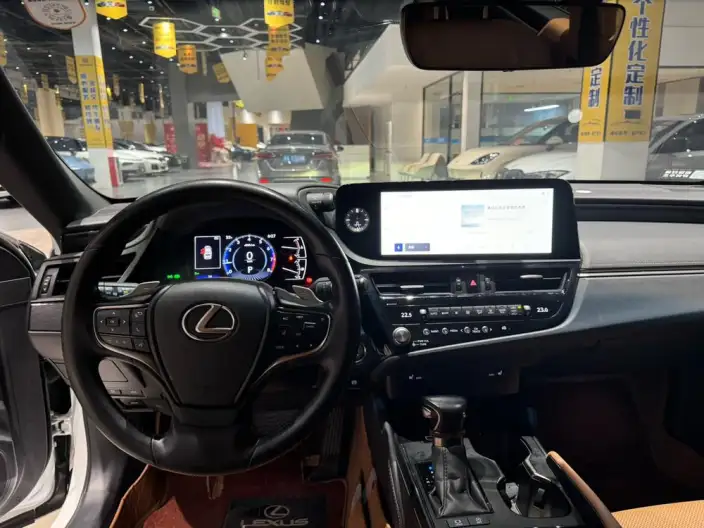 Lexus ES 2022 Model 200 Superior Edition – фото 9