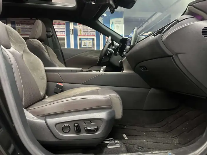 Lexus RX PHEV 2023 Model 450h+ 4WD Changxiang Edition – фото 22