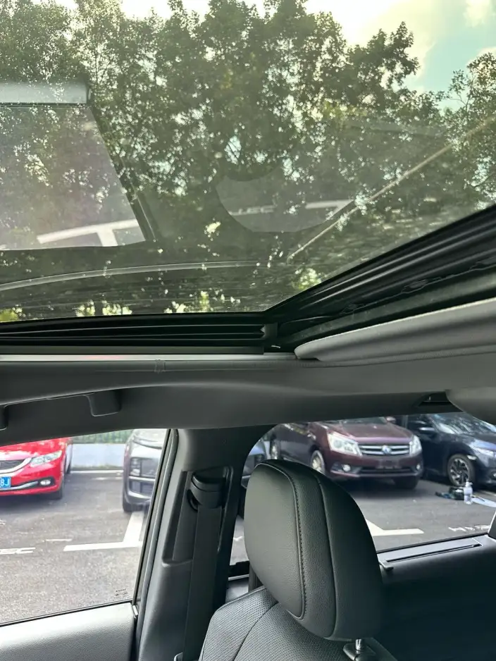Toyota Sienna 2021 Model 2.5L Hybrid Platinum edition – фото 19