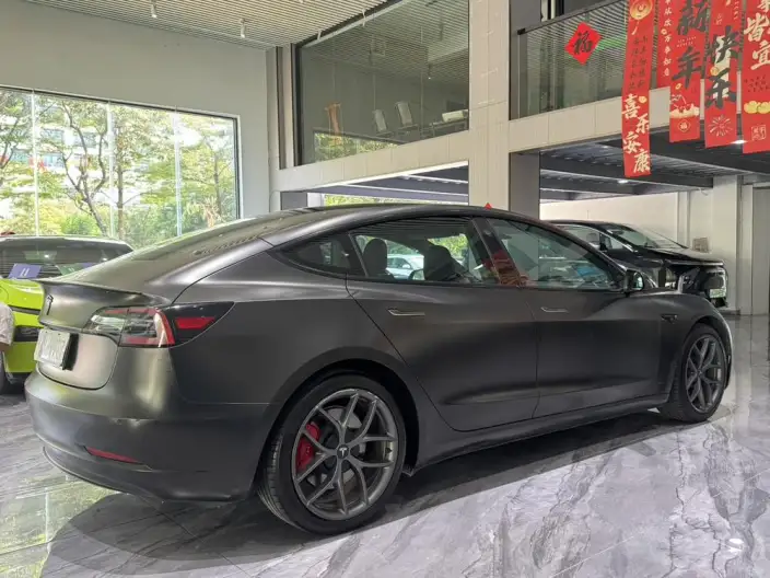 Model 3 2022 Model Performance High performance All-wheel drive version – фото 5