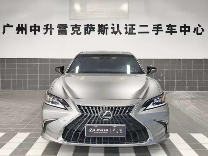 Lexus ES 2022 Model 200 Superior Edition – фото 2