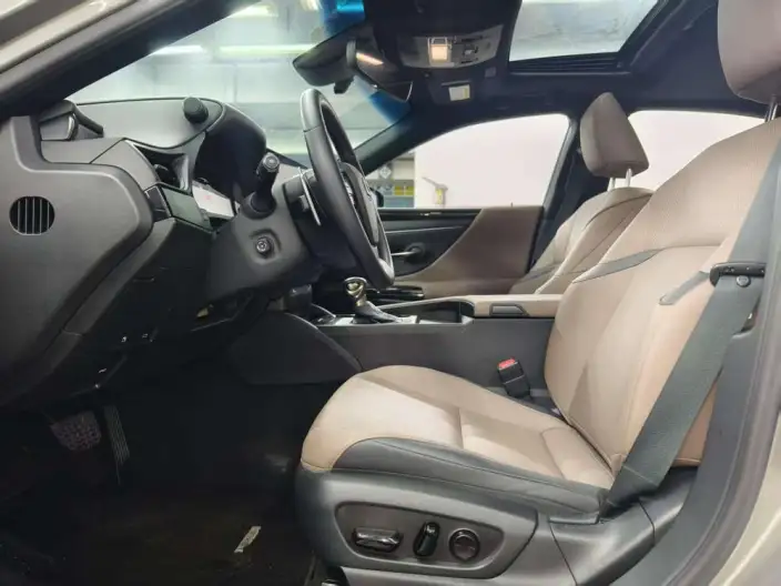 Lexus ES 2022 Model 200 Superior Edition – фото 18
