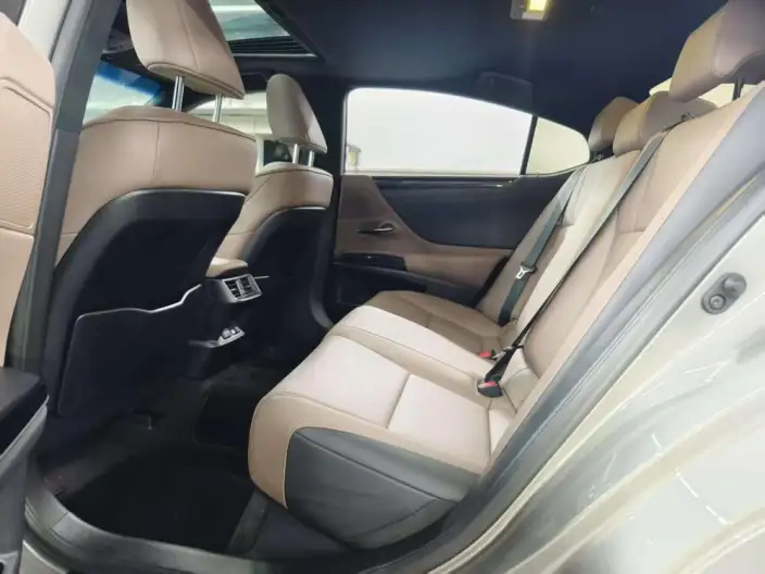 Lexus ES 2022 Model 200 Superior Edition – фото 20