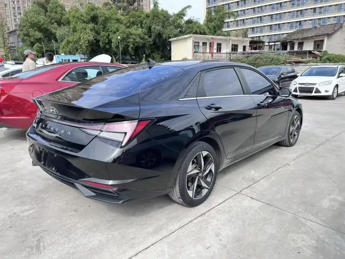 Hyundai Ioniq 2022 Model 1.5L CVT LUX Premium Edition – фото 6