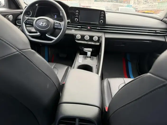 Hyundai Ioniq 2022 Model 1.5L CVT GLX Elite Edition – фото 8