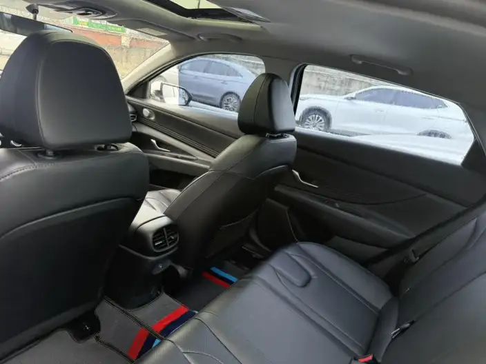 Hyundai Ioniq 2022 Model 1.5L CVT GLX Elite Edition – фото 13