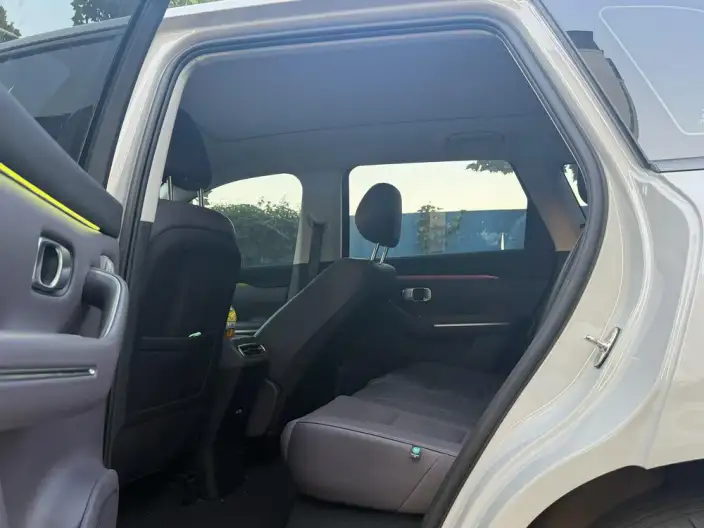 Leapmotor C10 2026 Model EV Edition 605 Yuexiang Edition – фото 9