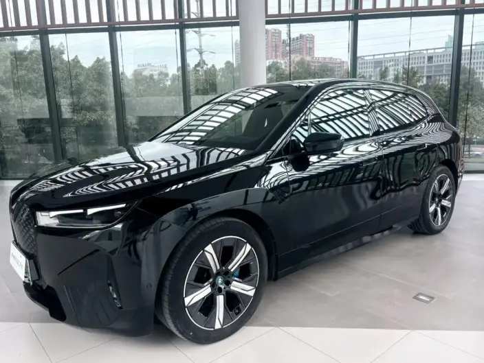 BMW iX 2023 Model xDrive40 – фото 10