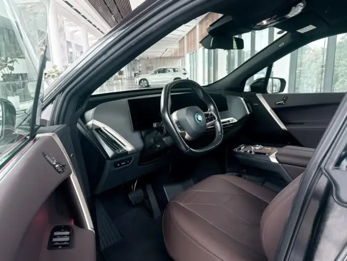 BMW iX 2023 Model xDrive40 – фото 17