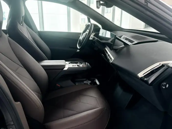 BMW iX 2023 Model xDrive40 – фото 19