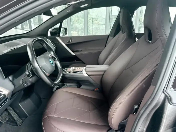 BMW iX 2023 Model xDrive40 – фото 20