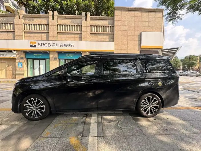GAC Trumpchi E8 PHEV 2024 Model 2.0ATK 150km MAX Edition – фото 3