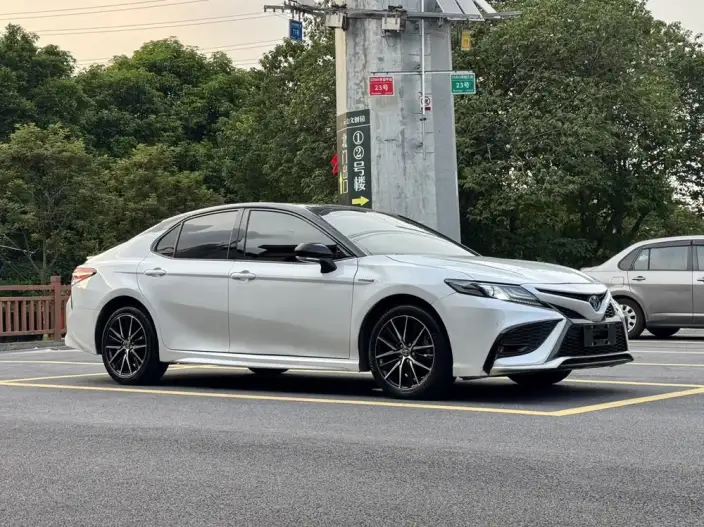 Toyota Camry 2023 Model Hybrid 2.5HS Fengshang Edition – фото 7
