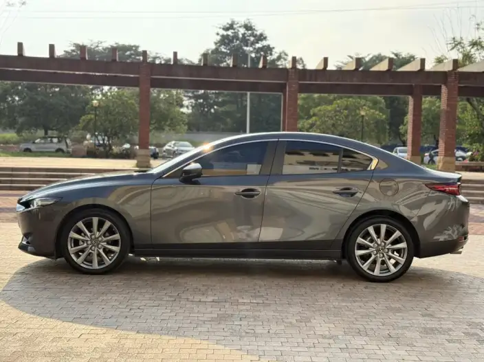 Mazda3 Axela 2023 Model 2.0L Automatic Zhi Zhen Edition – фото 4