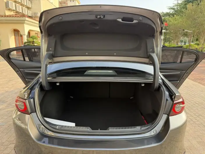 Mazda3 Axela 2023 Model 2.0L Automatic Zhi Zhen Edition – фото 26