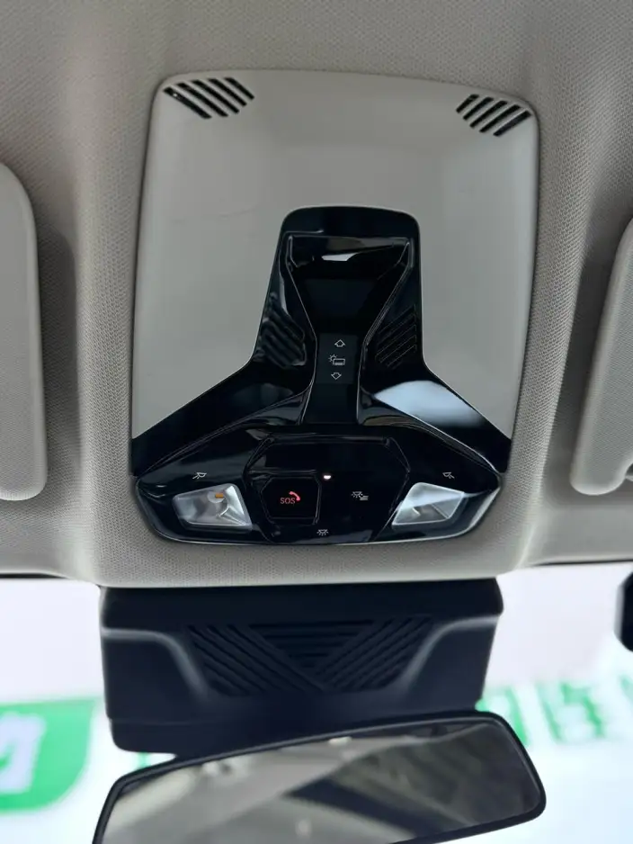 BMW X1 2023 Model sDrive20Li X Design Set – фото 12