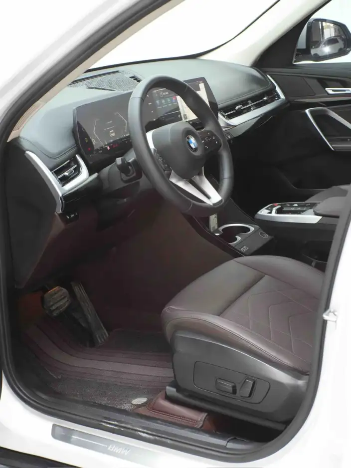 BMW X1 2023 Model sDrive20Li X Design Set – фото 27