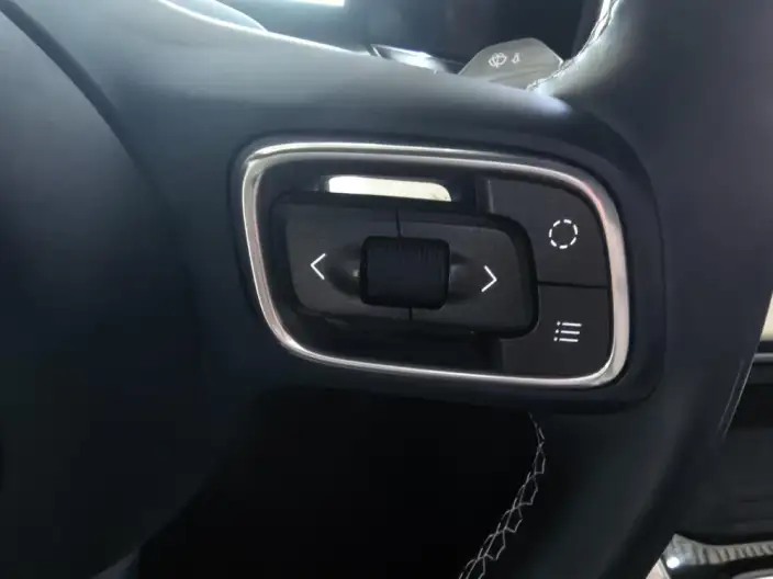ZEEKR 009 2024 Model VI seat Executive Edition 4WD 108kWh – фото 13