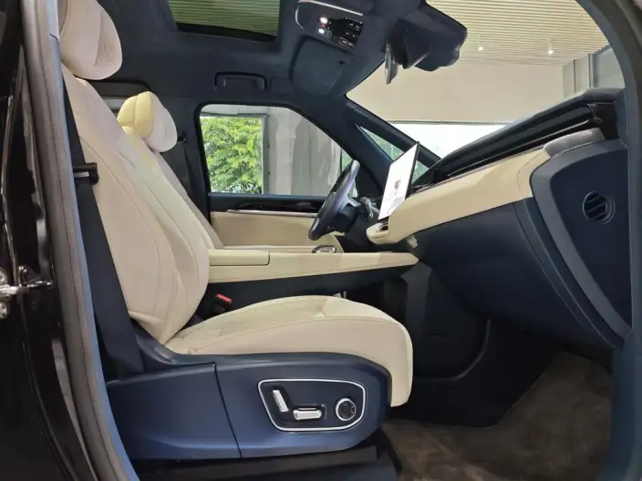 ZEEKR 009 2024 Model VI seat Executive Edition 4WD 108kWh – фото 30