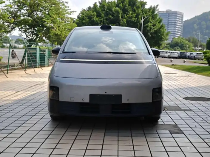 Li Auto MEGA 2024 Model Ultra Edition – фото 2