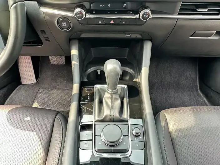 Mazda3 Axela 2025 Model 2.0L Automatic Zhi Engine Edition – фото 9