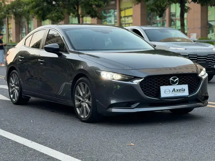 Mazda3 Axela 2020 Model 2.0L Automatic Zhi Ya Edition – фото 3