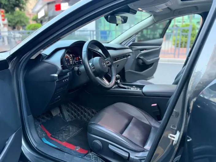 Mazda3 Axela 2020 Model 2.0L Automatic Zhi Ya Edition – фото 13
