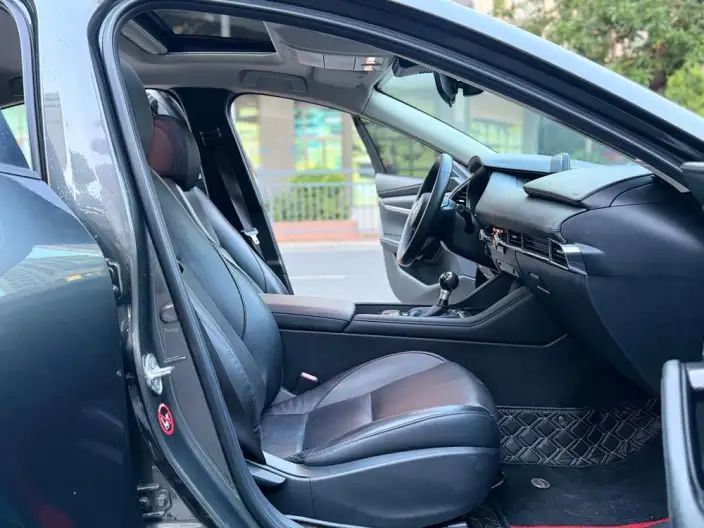Mazda3 Axela 2020 Model 2.0L Automatic Zhi Ya Edition – фото 16