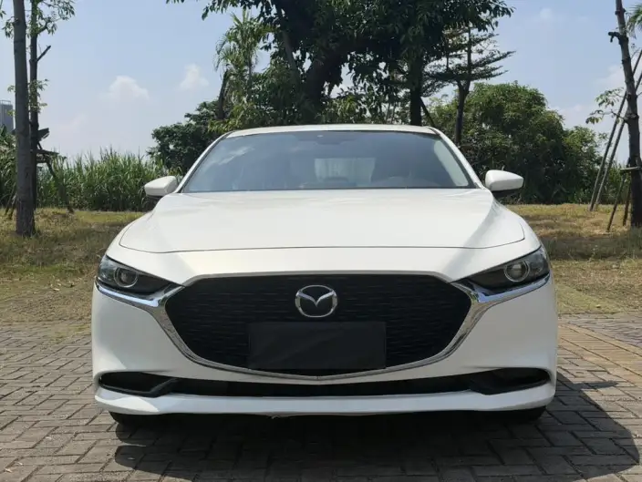 Mazda3 Axela 2020 Model 2.0L Automatic Zhi Ya Edition – фото 2