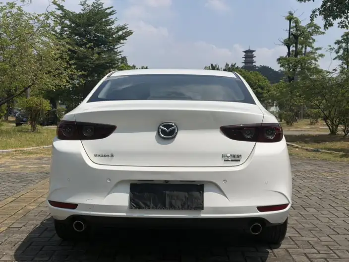 Mazda3 Axela 2020 Model 2.0L Automatic Zhi Ya Edition – фото 5