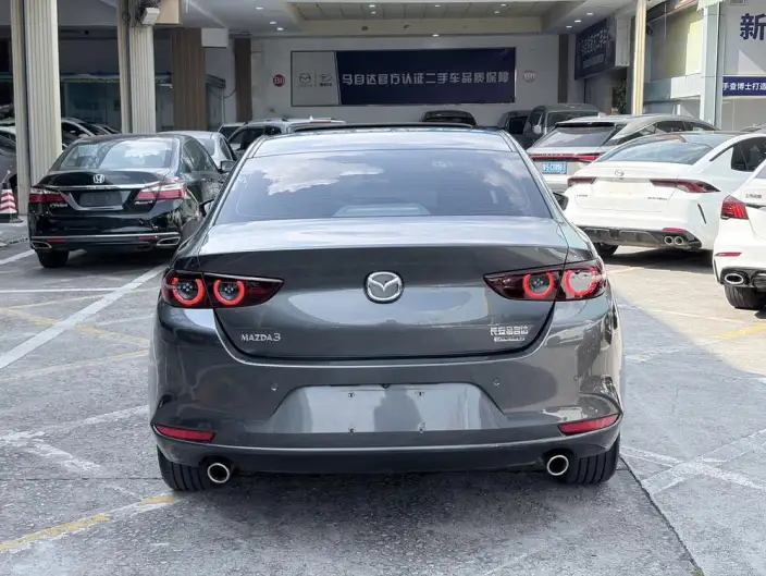 Mazda3 Axela 2021 Model 2.0L Automatic Zhi Shine Edition – фото 4