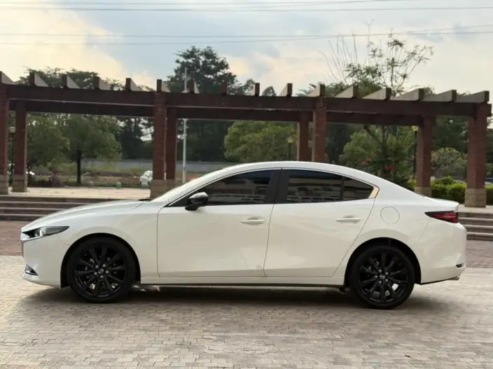 Mazda3 Axela 2023 Model 2.0L Automatic Zhi Zhen Edition – фото 4