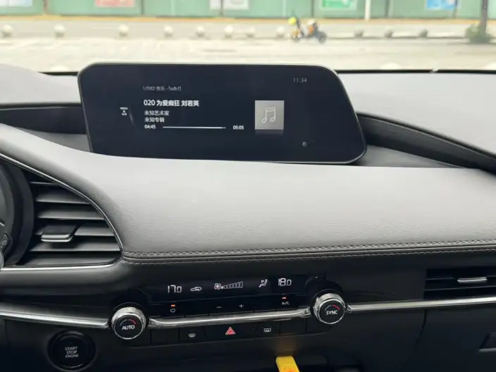 Mazda3 Axela 2023 Model 2.0L Automatic Zhi Ya Edition – фото 14