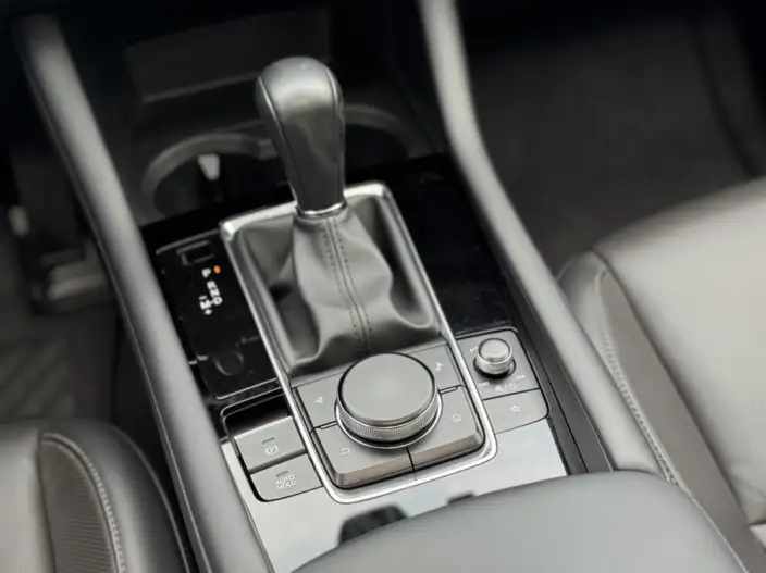 Mazda3 Axela 2023 Model 2.0L Automatic Zhi Ya Edition – фото 19