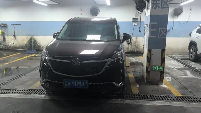 BYD Han EV 2023 Model Champion Edition 506KM Noble Model – фото 6
