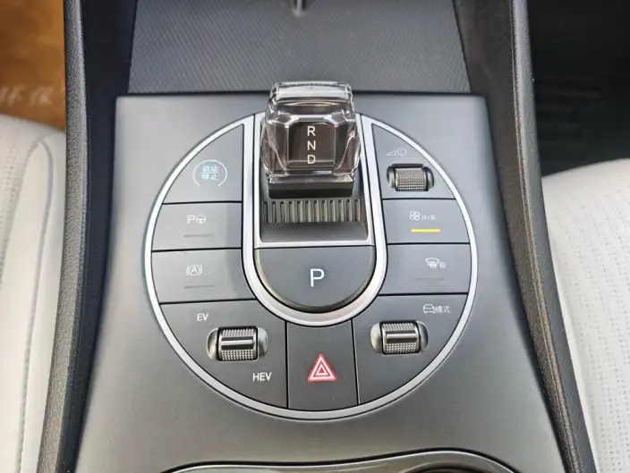 BYD Seal 05DM 2025 Model Smart Driving Edition DM-i 120KM Flagship Model – фото 10
